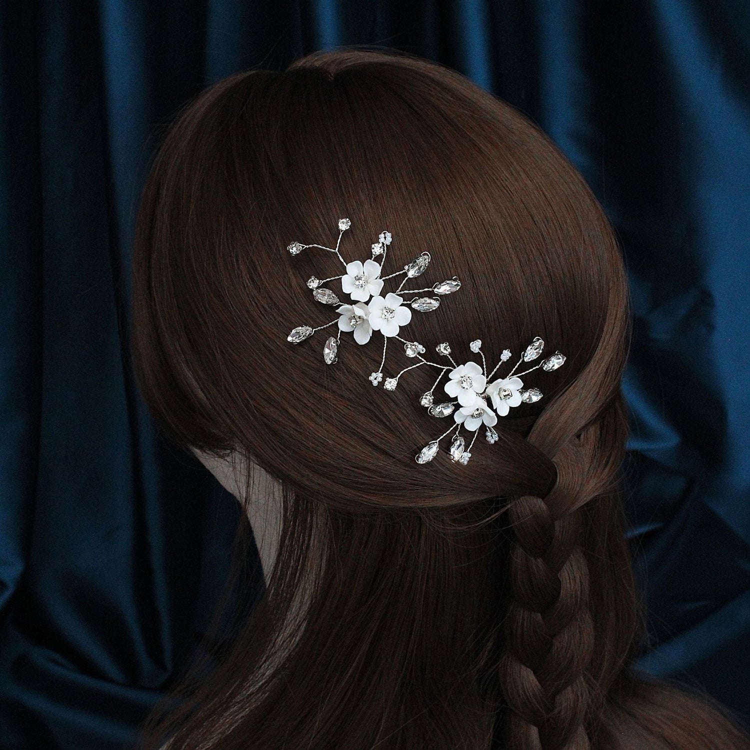 Ceramic Flower Bridal Hairpin White Beaded U Shaped Hair Stick for Chinese Wedding Bun